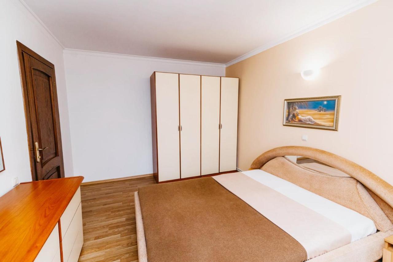 Apartamento Stefan Cel Mare Chisináu Exterior foto